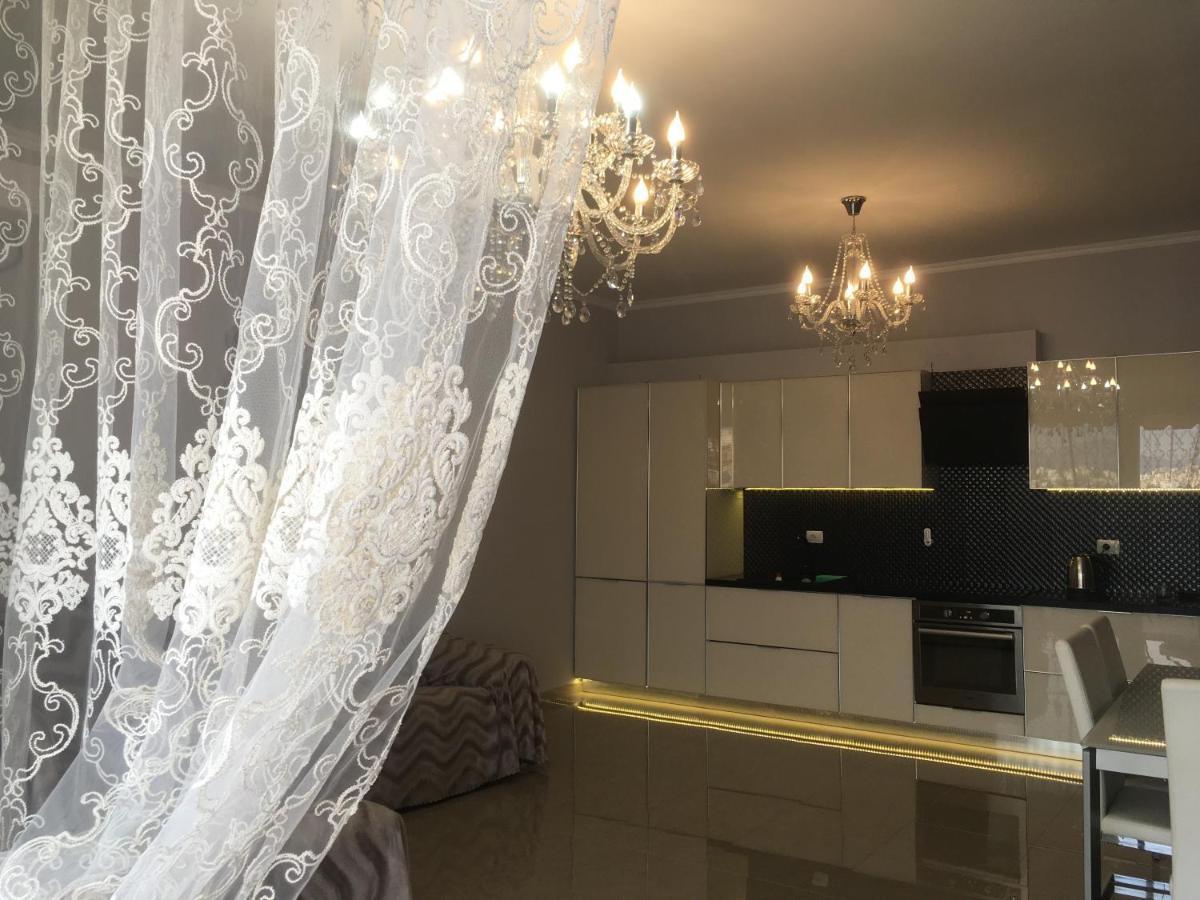 Royal Queen And King Luxury Apartment Sarandë Exterior foto