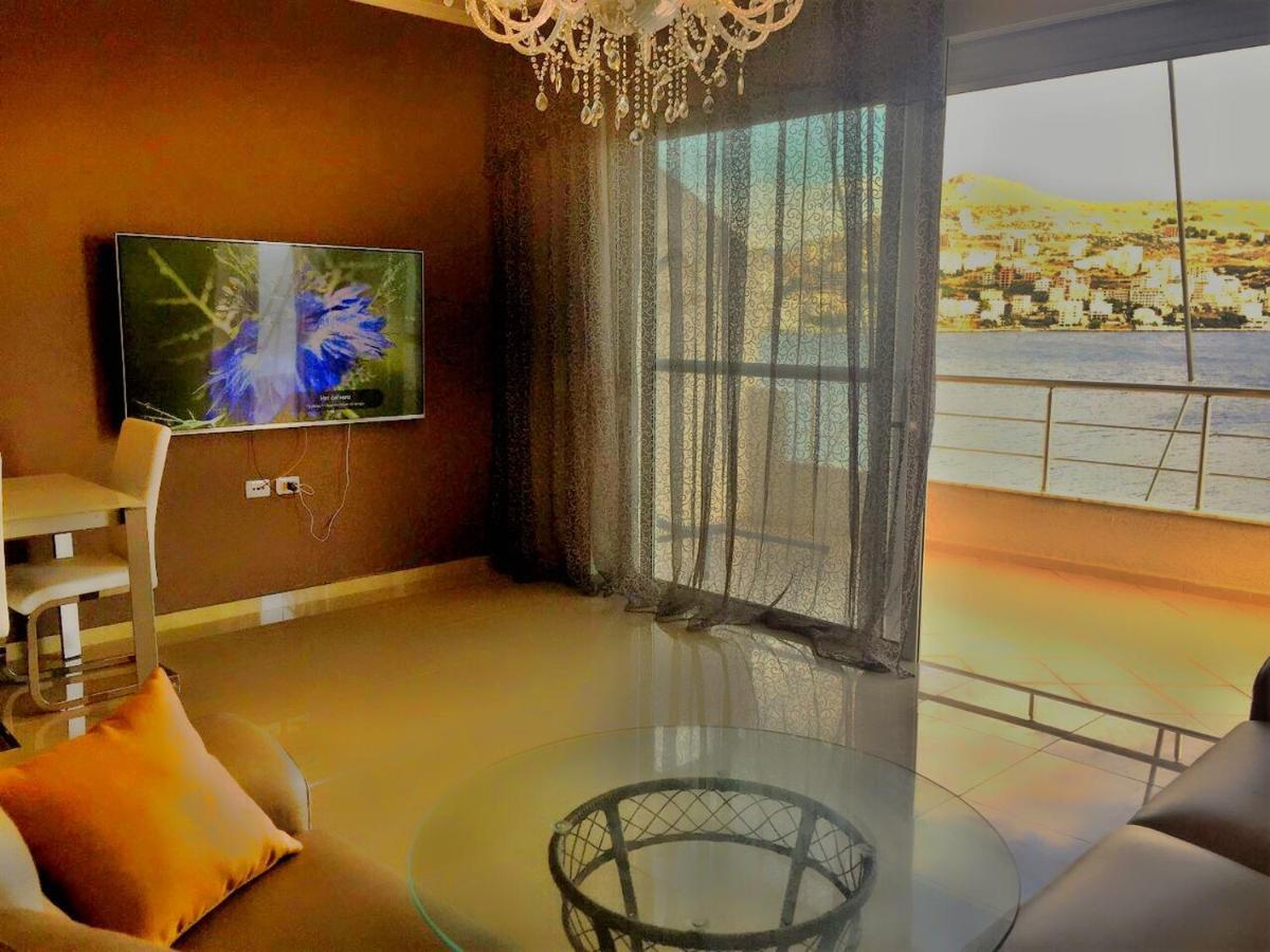 Royal Queen And King Luxury Apartment Sarandë Exterior foto